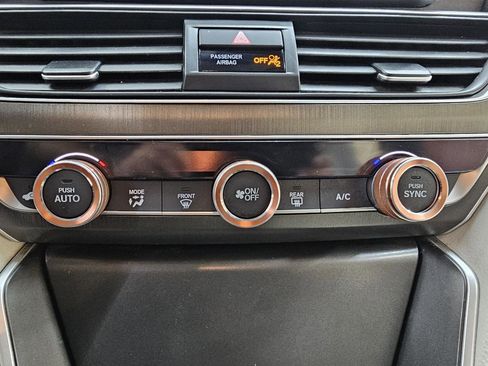 Used 2019 Honda Accord LX image 30
