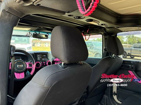 Used 2018 Jeep Wrangler Unlimited Sport S AWD/4WD image 11