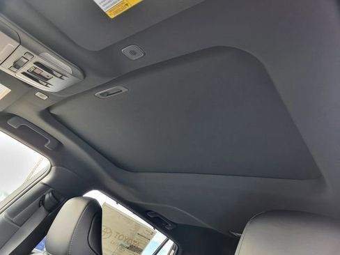 New 2026 Toyota Highlander XSE image 19