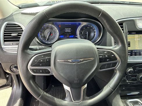 Used 2019 Chrysler 300 Touring L w/ Quick Order Package 22F RWD image 21