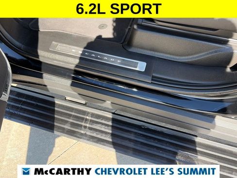 Used 2025 Cadillac Escalade Sport w/ Touring Package AWD/4WD image 34