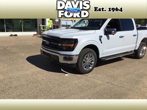 New 2025 Ford F150 XLT w/ Equipment Group 302A MID image 4