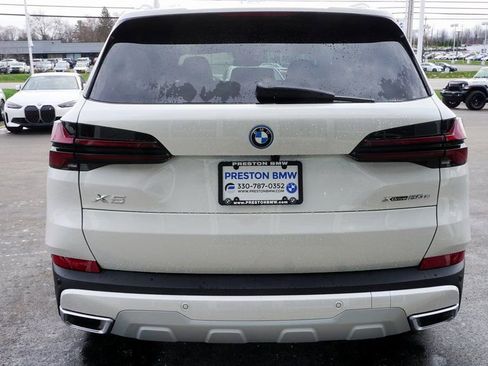 New 2026 BMW X5 xDrive50e AWD/4WD image 4