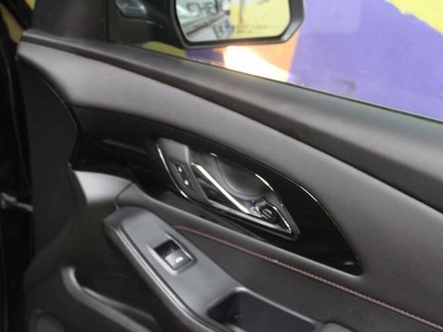 Used 2022 Chevrolet Traverse RS w/ LPO, Floor Liner Package AWD/4WD image 11