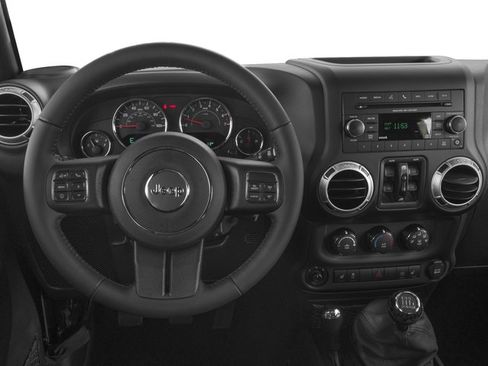 Certified 2017 Jeep Wrangler Unlimited Sahara w/ Connectivity Group AWD/4WD image 7