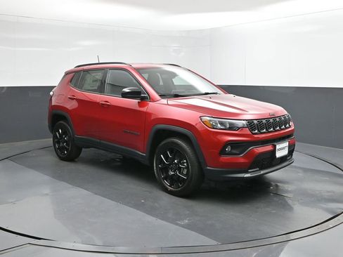 New 2026 Jeep Compass Latitude AWD/4WD image 26