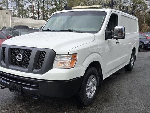 Used 2015 Nissan NV 2500 SV w/ Side & Curtain Airbag Package image 1