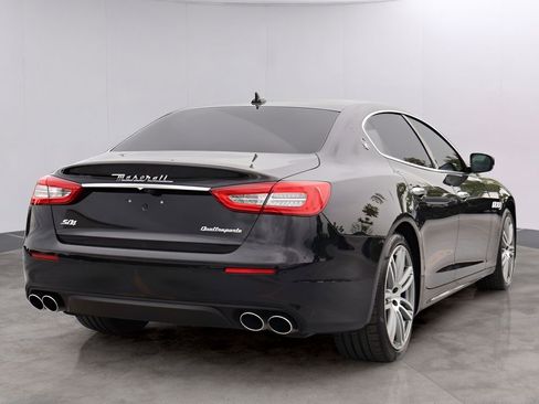 Used 2018 Maserati Quattroporte S Q4 AWD/4WD image 7