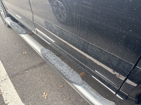 Used 2016 Ford F150 Lariat image 10