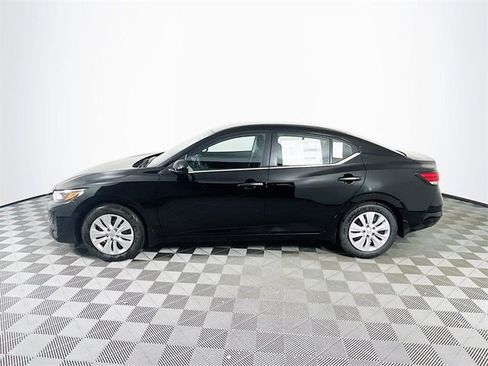 New 2025 Nissan Sentra S image 4