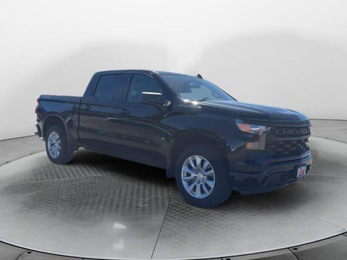 Used 2022 Chevrolet Silverado 1500 Custom AWD/4WD image 6