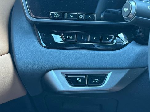 Used 2024 Lexus RX 350 Premium w/ Accessory Package (Z1) image 30