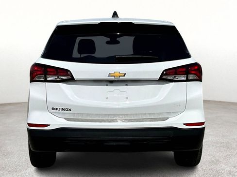 Used 2022 Chevrolet Equinox LS w/ LS Convenience Package image 6