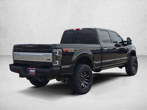 Used 2018 Ford F250 Platinum w/ Platinum Ultimate Package AWD/4WD image 5
