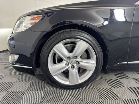 Used 2010 Lexus LS 460 w/ Luxury Value Edition RWD image 11