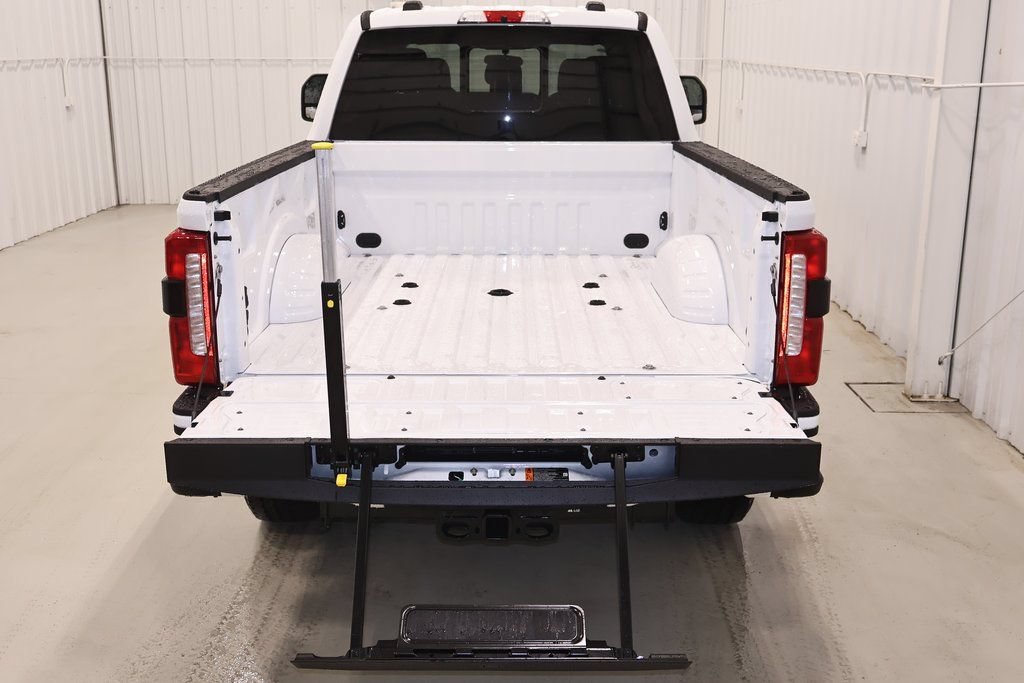 New 2026 Ford F350 XL w/ STX Appearance Package AWD/4WD image 32
