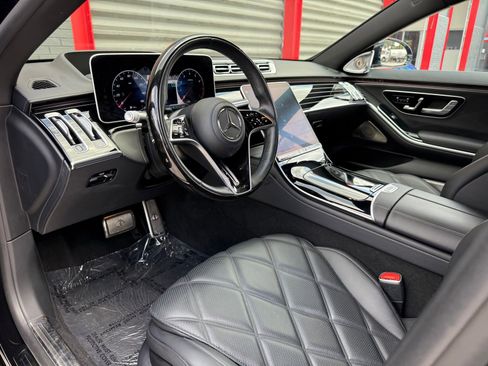 Used 2024 Mercedes-Benz Maybach S 580 4MATIC w/ Manufaktur Leather Package image 20