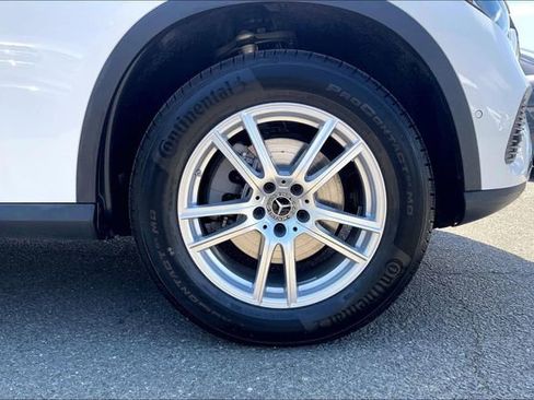 Used 2023 Mercedes-Benz GLC 300 4MATIC image 9