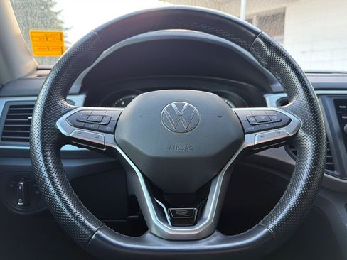 Used 2021 Volkswagen Atlas SE image 21