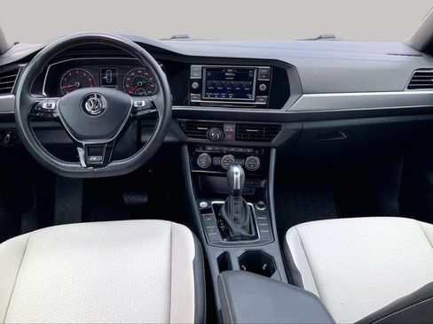Used 2021 Volkswagen Jetta R-Line FWD image 16