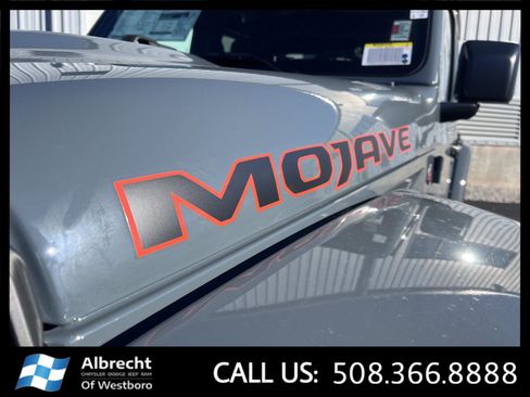 New 2026 Jeep Gladiator Mojave w/ Safety Group image 9