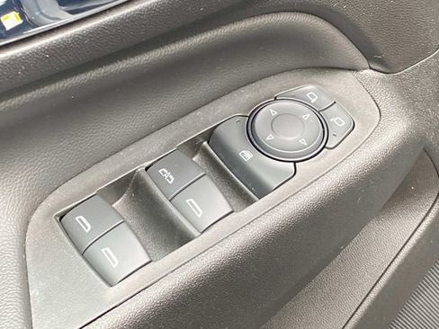 Used 2022 Chevrolet Equinox LT AWD/4WD image 13