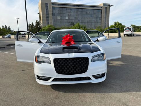 Used 2013 Chrysler 300 S RWD image 43