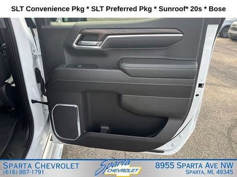 Used 2023 GMC Sierra 1500 SLT w/ SLT Convenience Package AWD/4WD image 29