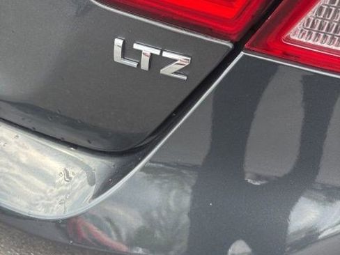 Used 2014 Chevrolet Impala LTZ image 15