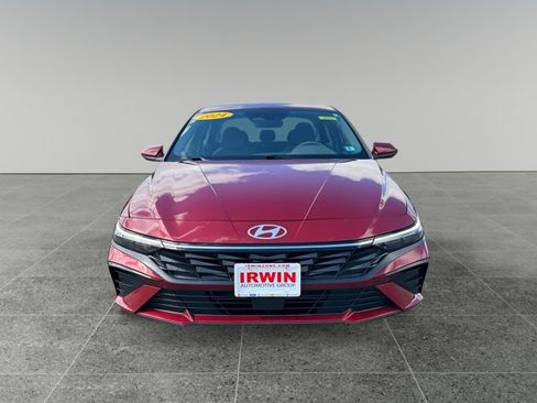Certified 2024 Hyundai Elantra SEL w/ Convenience Package image 8