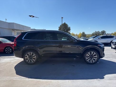 Used 2020 Volvo XC90 T5 Momentum w/ Protection Package Premier image 6