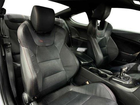 Used 2015 Hyundai Genesis 3.8 RWD image 54