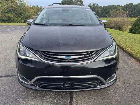 Used 2018 Chrysler Pacifica Limited w/ Advanced Safetytec Group image 30