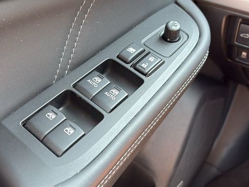 Used 2019 Subaru Outback 2.5i Limited AWD/4WD image 24