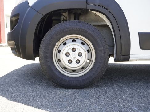Used 2023 RAM ProMaster 2500 FWD image 31