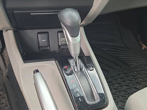 Used 2013 Honda Civic EX image 9