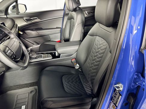 New 2026 Kia Sportage X-Line w/ X-Line Premium Package AWD/4WD image 11