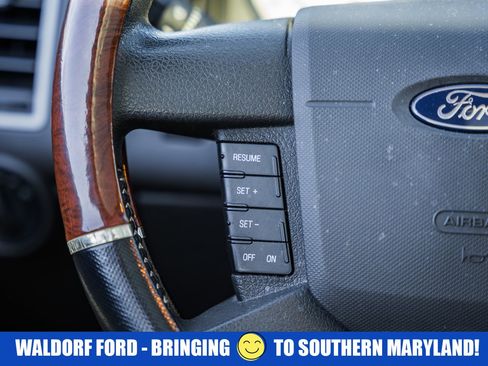 Used 2008 Ford Edge SEL image 28