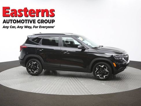 Used 2025 Kia Seltos S FWD image 45
