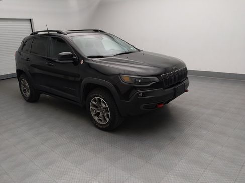 Used 2022 Jeep Cherokee Trailhawk w/ Premium Leather Package AWD/4WD image 13