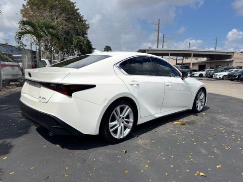 Used 2022 Lexus IS 300 Base 4dr Sedan w/ Accessory Package image 11