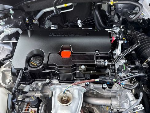 Certified 2025 Honda HR-V EX-L image 40