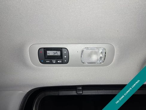 Used 2024 Honda Odyssey Touring image 13