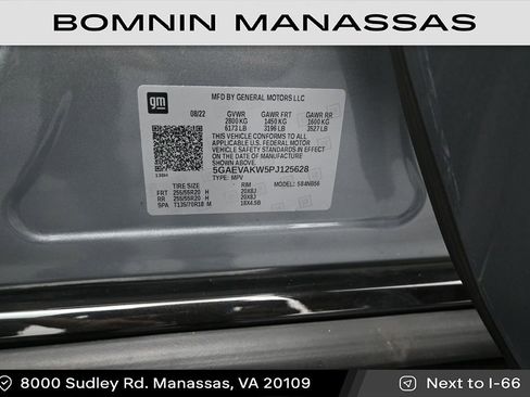 Used 2023 Buick Enclave Essence w/ Experience Buick Package AWD/4WD image 16