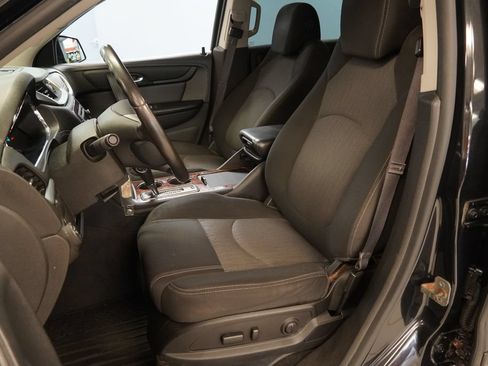 Used 2014 Chevrolet Traverse LT w/ All-Star Edition AWD/4WD image 3