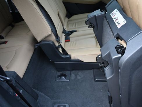 Used 2022 Audi Q7 2.0T Premium image 34