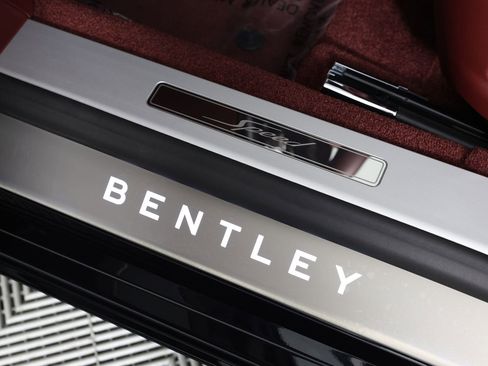 Used 2024 Bentley Flying Spur W12 AWD/4WD image 24