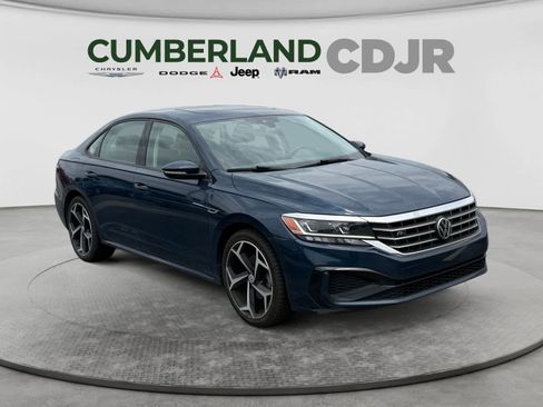 Used 2020 Volkswagen Passat 2.0T R-Line FWD image 8