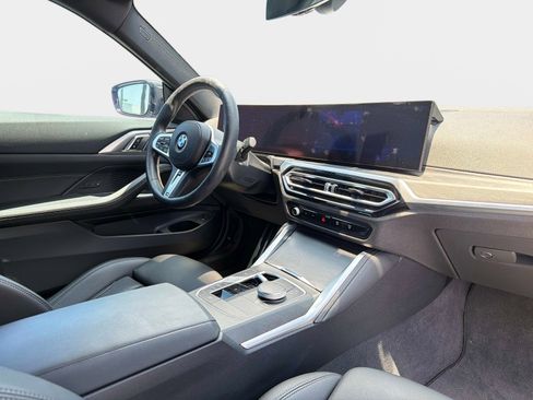 Used 2024 BMW M440i Coupe w/ Premium Package RWD image 25