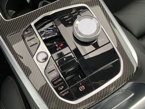 New 2026 BMW X5 M60i w/ Executive Package image 18